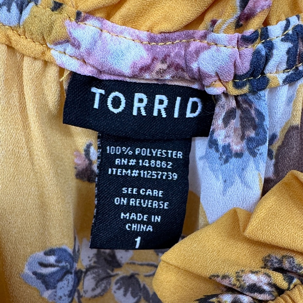 Torrid Yellow Floral Sleeveless Top - Picture 2 of 5